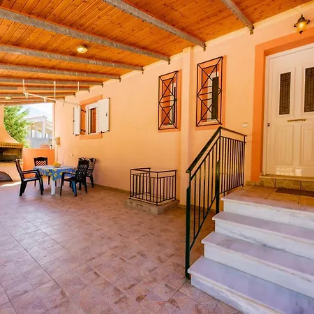 Ioannis House Sea View-Perfect Family Holidays Λουρδάτα Εξωτερικό φωτογραφία