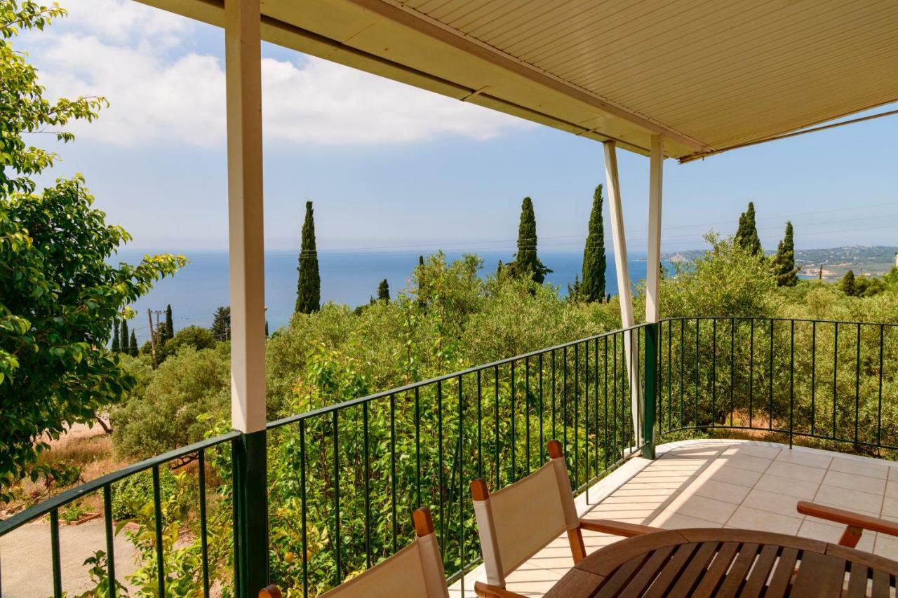 Ioannis House Sea View-perfect Family Holidays Holiday home Lourdata (Kefalonia)
