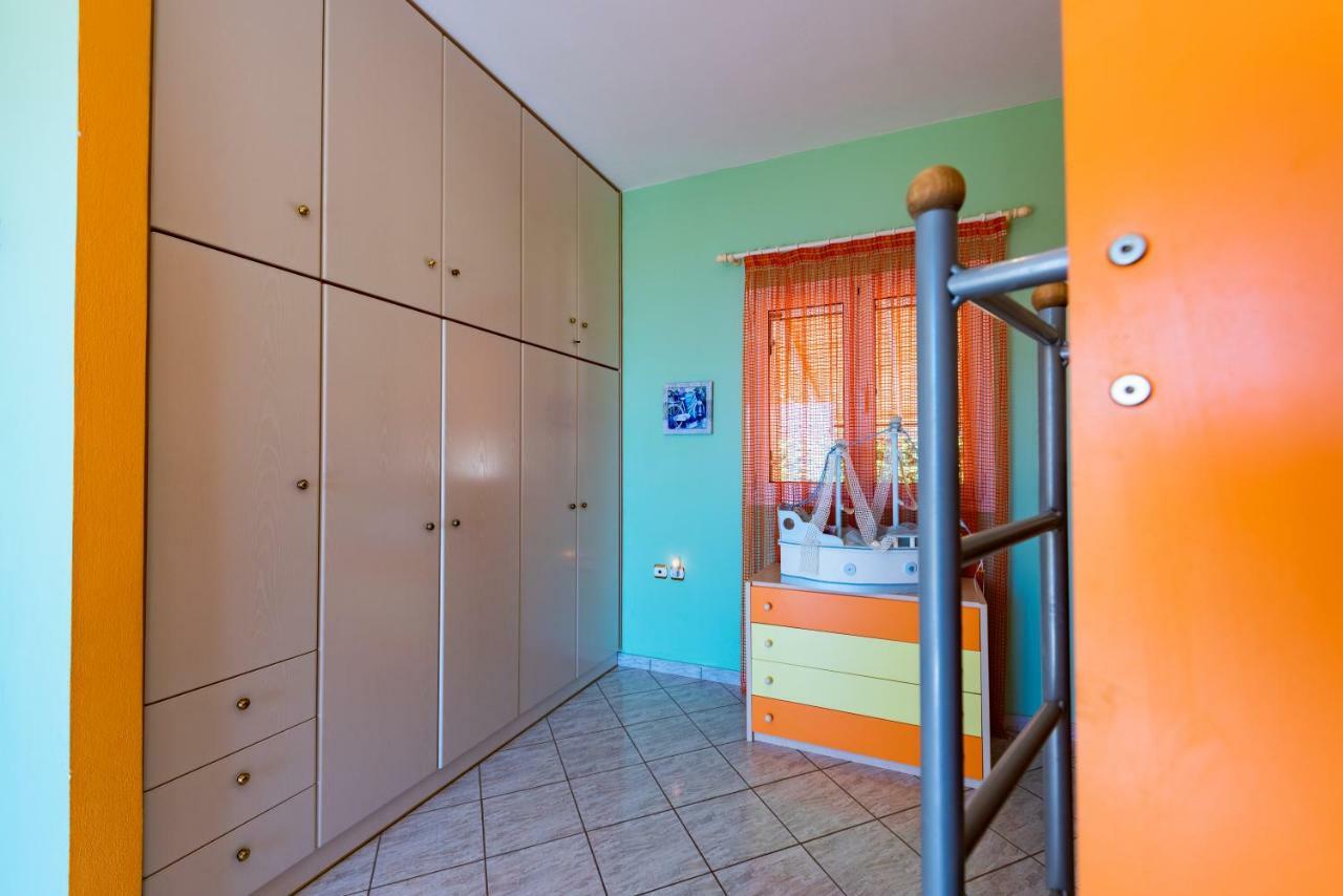 Ioannis House Sea View-perfect Family Holidays Holiday home Lourdata (Kefalonia)