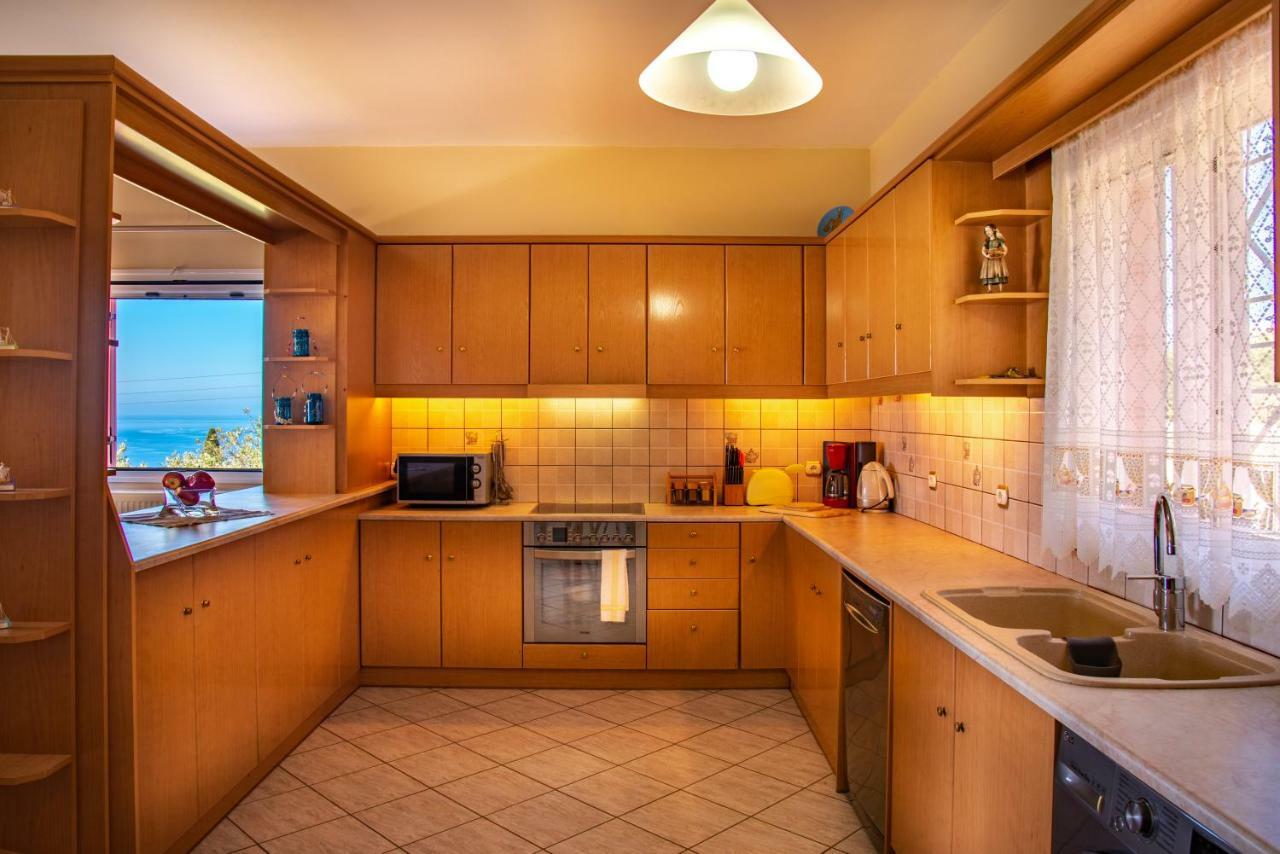 Ioannis House Sea View-perfect Family Holidays * Lourdata (Kefalonia)
